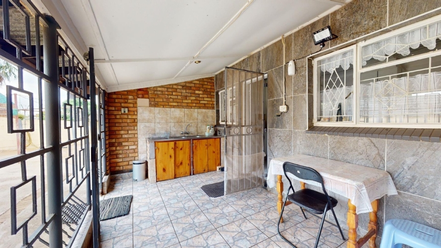 3 Bedroom Property for Sale in Mohadin North West